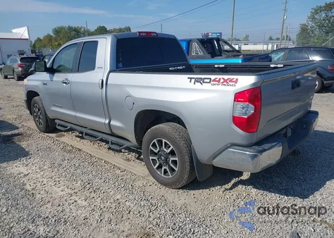 2016 Toyota Tundra Limited 5.7L V8 z USA, uszkodzony, nr VIN 5TFBW5F12GX513191